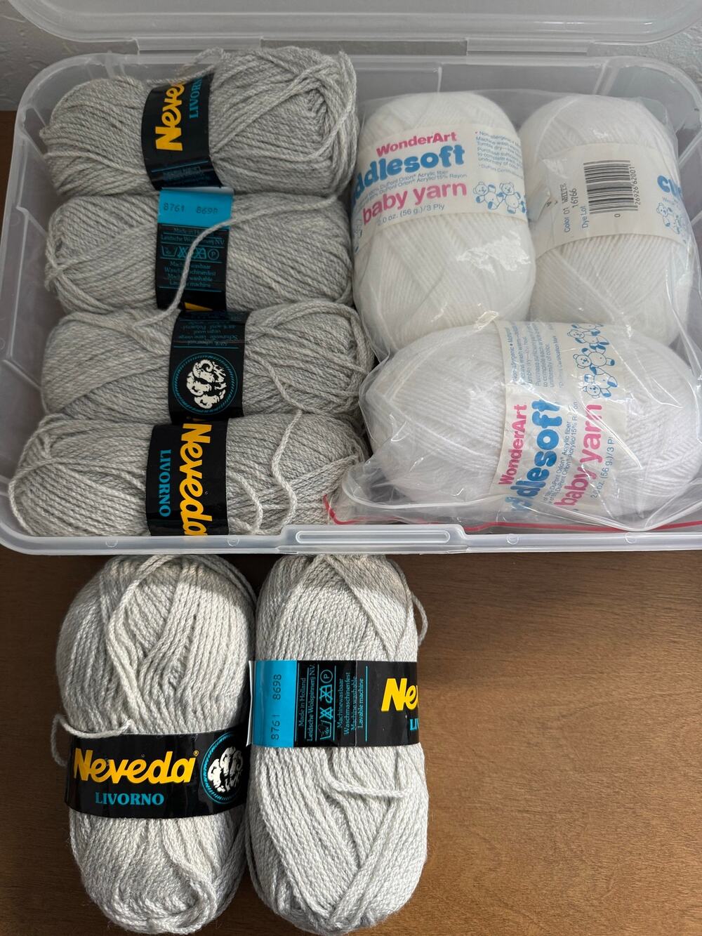 NWT Vintage 80s Yarn Lot Gray White Neveda Livorno WonderArt Cuddlesoft Yarn